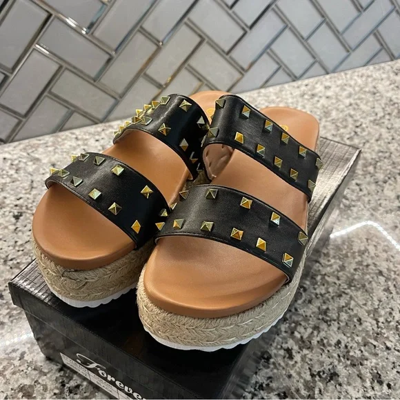 Gold Studded Platform Sandals ✨ - Picture 2 of 5